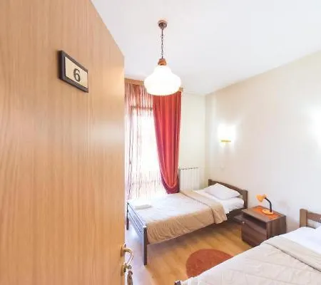 Piramida Hotell Podgorica