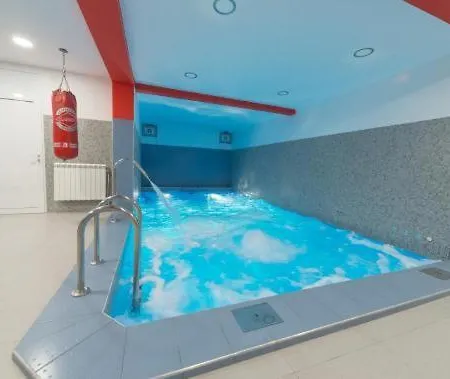 Hotell Piramida Podgorica